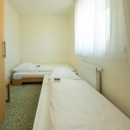 Ammerseehaeuser Szálloda 3*